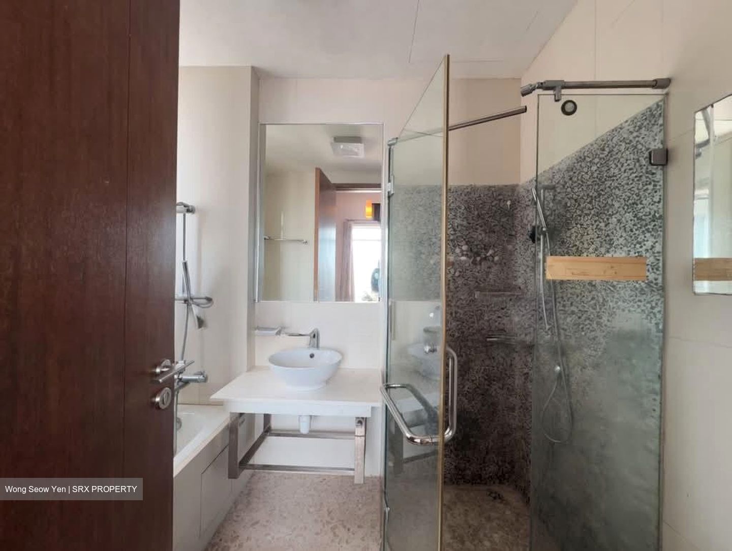 Grosvenor View (D14), Condominium #556846701